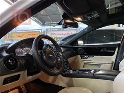 جاكوار XJ